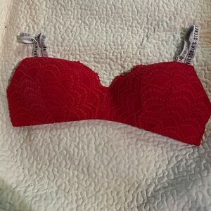 Victoria secret Bra! RED with white straps! Sz. 34DDD
